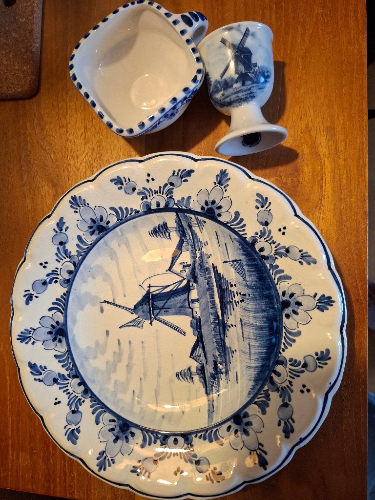 Delfts Blauw Servies: Bord, Eierdopje & Sauskom, Ophalen