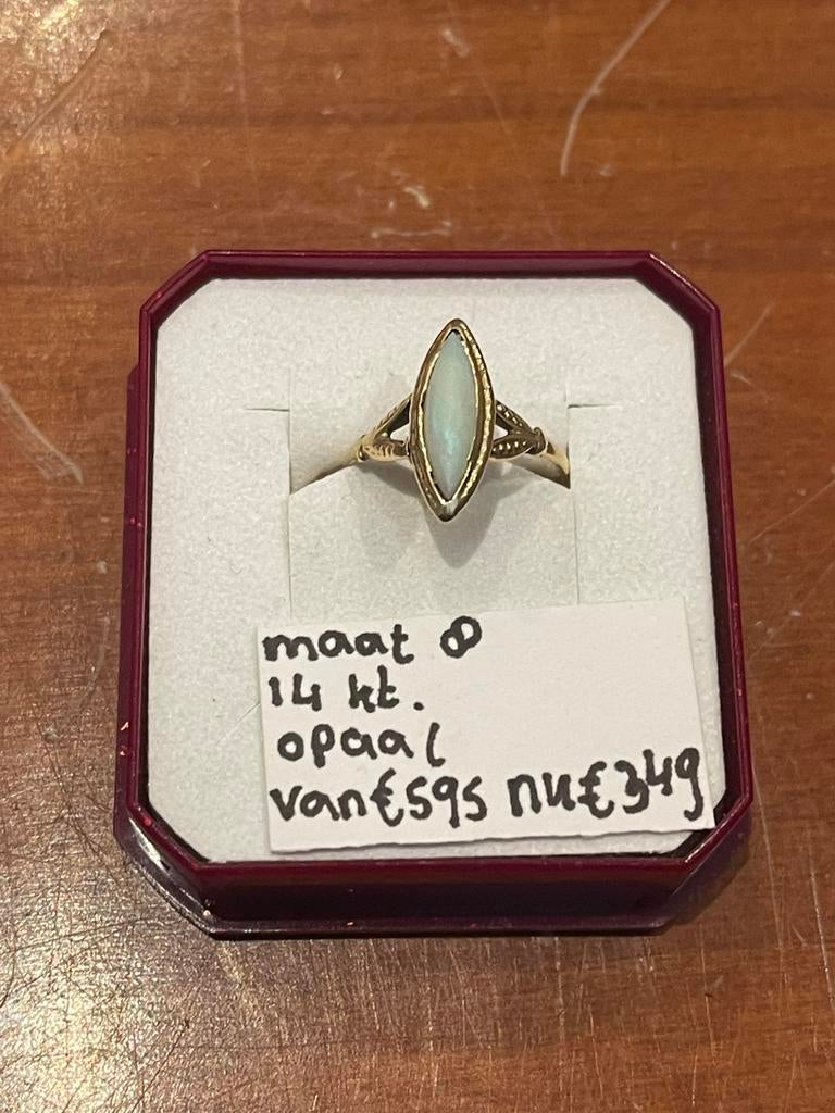 Ring 14kt opaal maat 8, Sieraden, Tassen en Uiterlijk, Antieke sieraden, Goud, Ophalen of Verzenden