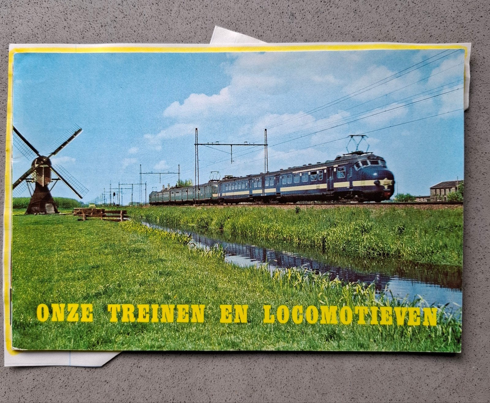 Nederlandse Spoorwegen, treinen jaren 1960, Verzamelen, Verzenden, Gebruikt, Trein, Boek of Tijdschrift