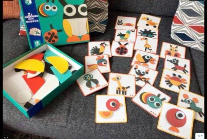 Doos voor peuters met Houten Gekleurde Blokjes🌼zie info, Ophalen of Verzenden, Zo goed als nieuw