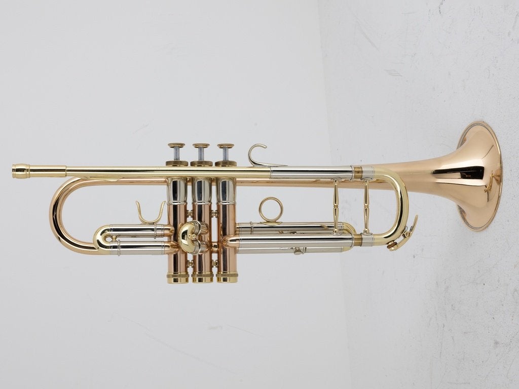 Gebruikte Bes Trompet Adams A7 Selected 0,40 goudmessing, Muziek en Instrumenten, Instrumenten | Toebehoren, -, -, Ophalen of Verzenden