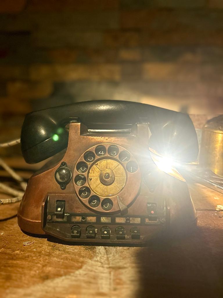 Unieke Steampunk Telefoonlamp - Handgemaakt Design, Ophalen of Verzenden
