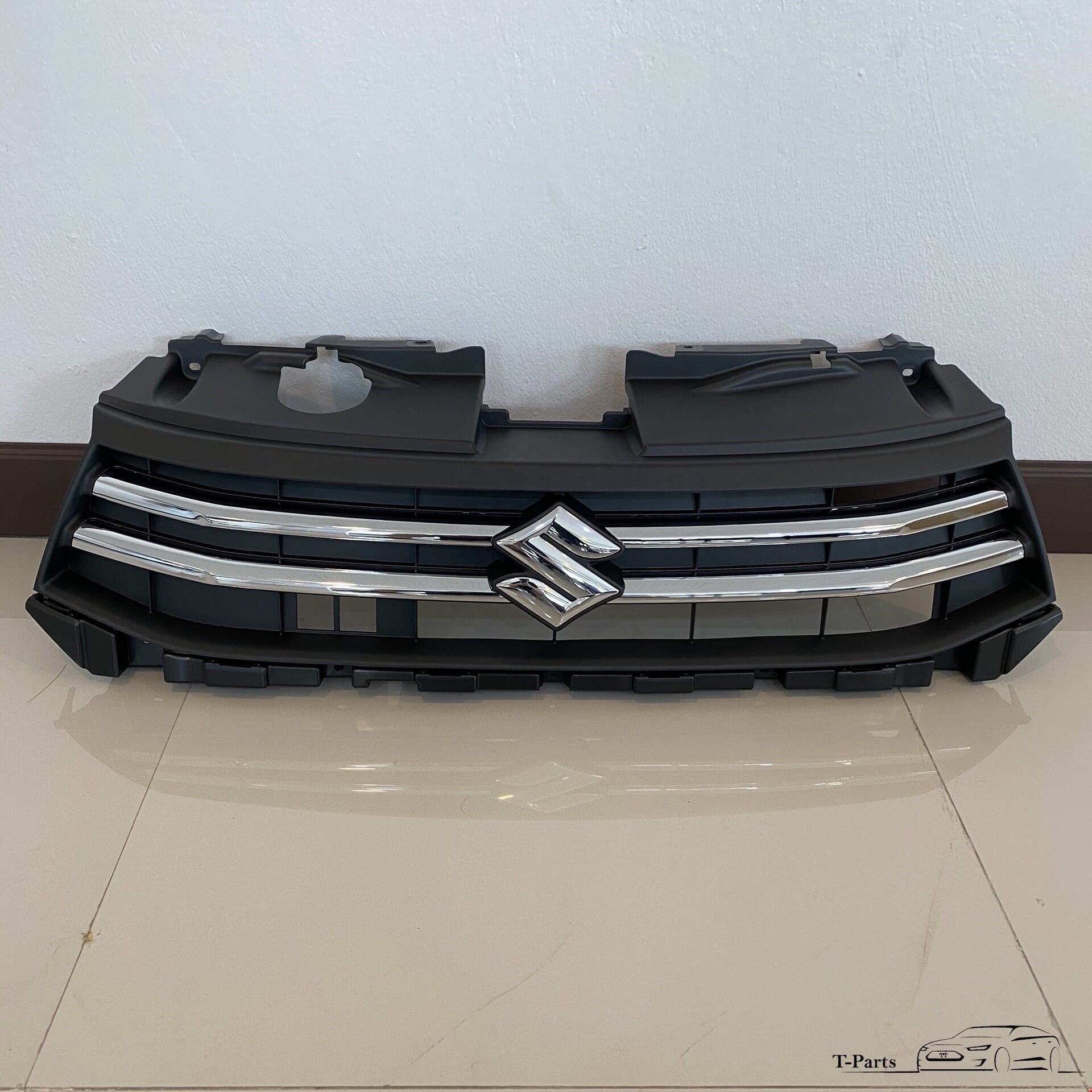 Suzuki celerio grill voorbumper chrome NIEUW, Info@fabrikant.eu, Fabrikant BV, Voor, Nieuw