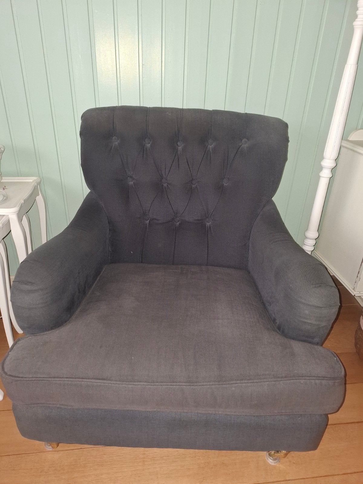 GRATIS af te halen, comfortabele donkergrijze fauteuil met k, Huis en Inrichting, Ophalen, Gebruikt, Klassiek, 75 tot 100 cm