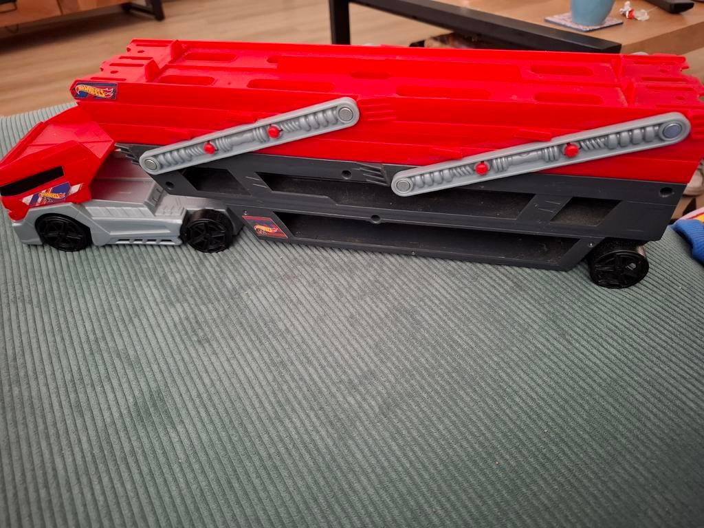 Hot Wheels oplegger in goede staat, Ophalen of Verzenden, Zo goed als nieuw