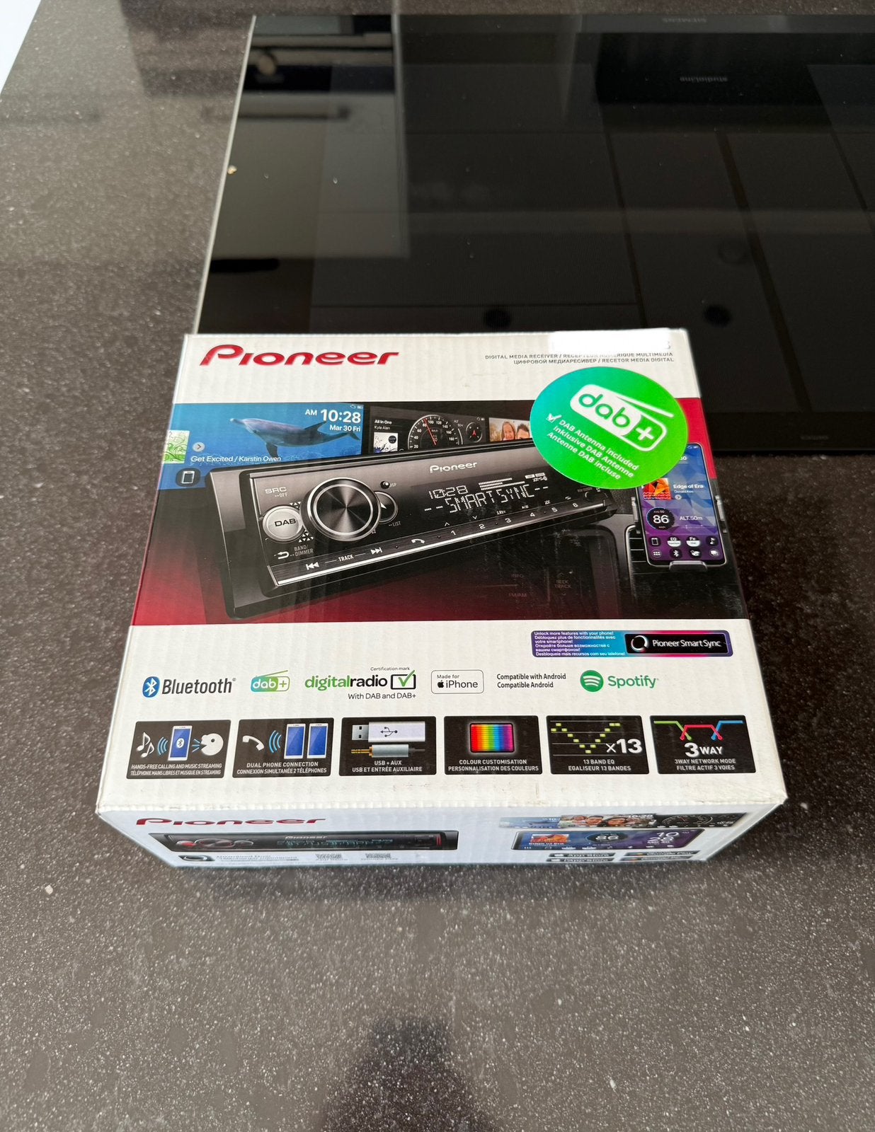 Pioneer MVH-330DAB Autoradio NIEUW!, Ophalen of Verzenden, Zo goed als nieuw