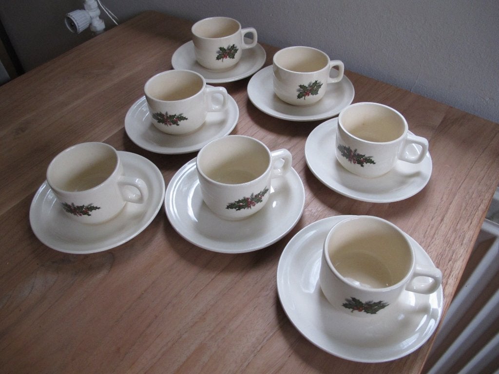 Kerstservies met hulstblad, Diversen, Ophalen of Verzenden, Zo goed als nieuw