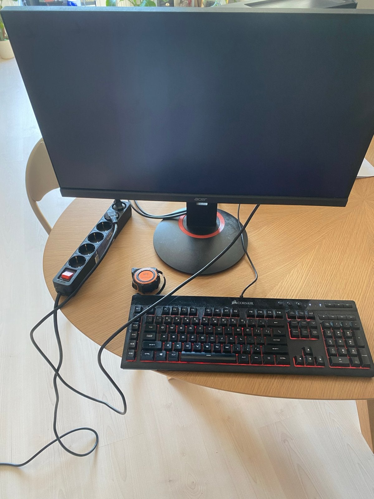 Complete PC met Acer monitor en Corsair toetsenbord, Computers en Software, Desktop Pc's, Ophalen, Gebruikt, Met videokaart, Onbekend