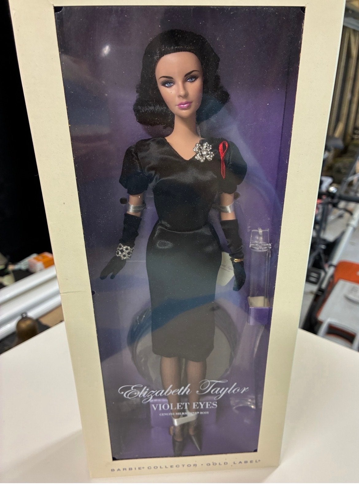 Barbie Collector Elizabeth Taylor Violet Eyes Gold Label, Ophalen of Verzenden, Nieuw, Barbie