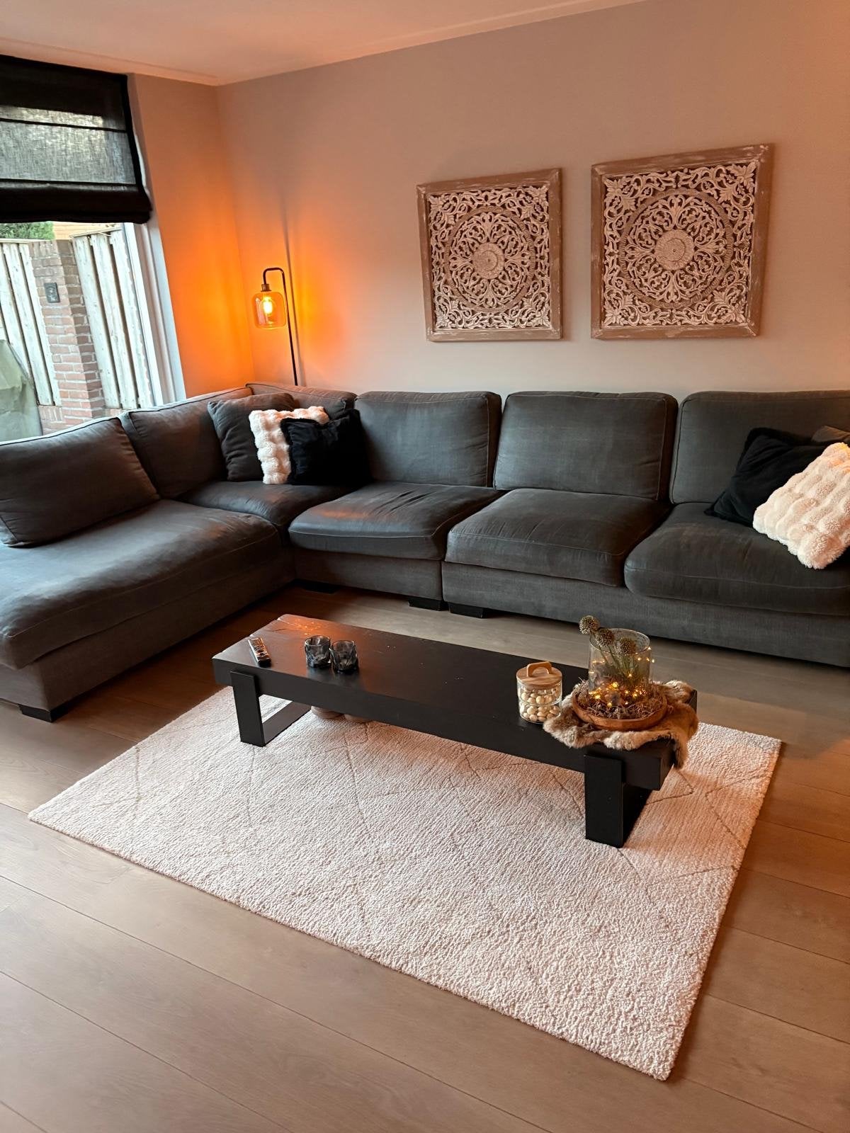 Hoekbank (aanpasbaar), salontafel en vloerkleed, Huis en Inrichting, Ophalen, Gebruikt, Stof