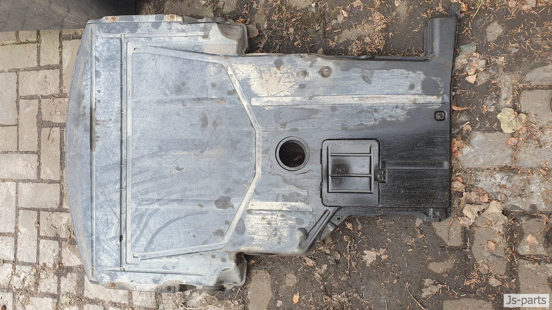 Bodemplaat/beschermplaat BMW 3-serie E46 316i/318i, Auto-onderdelen, Carrosserie en Plaatwerk, Gebruikt, -, Voor, -