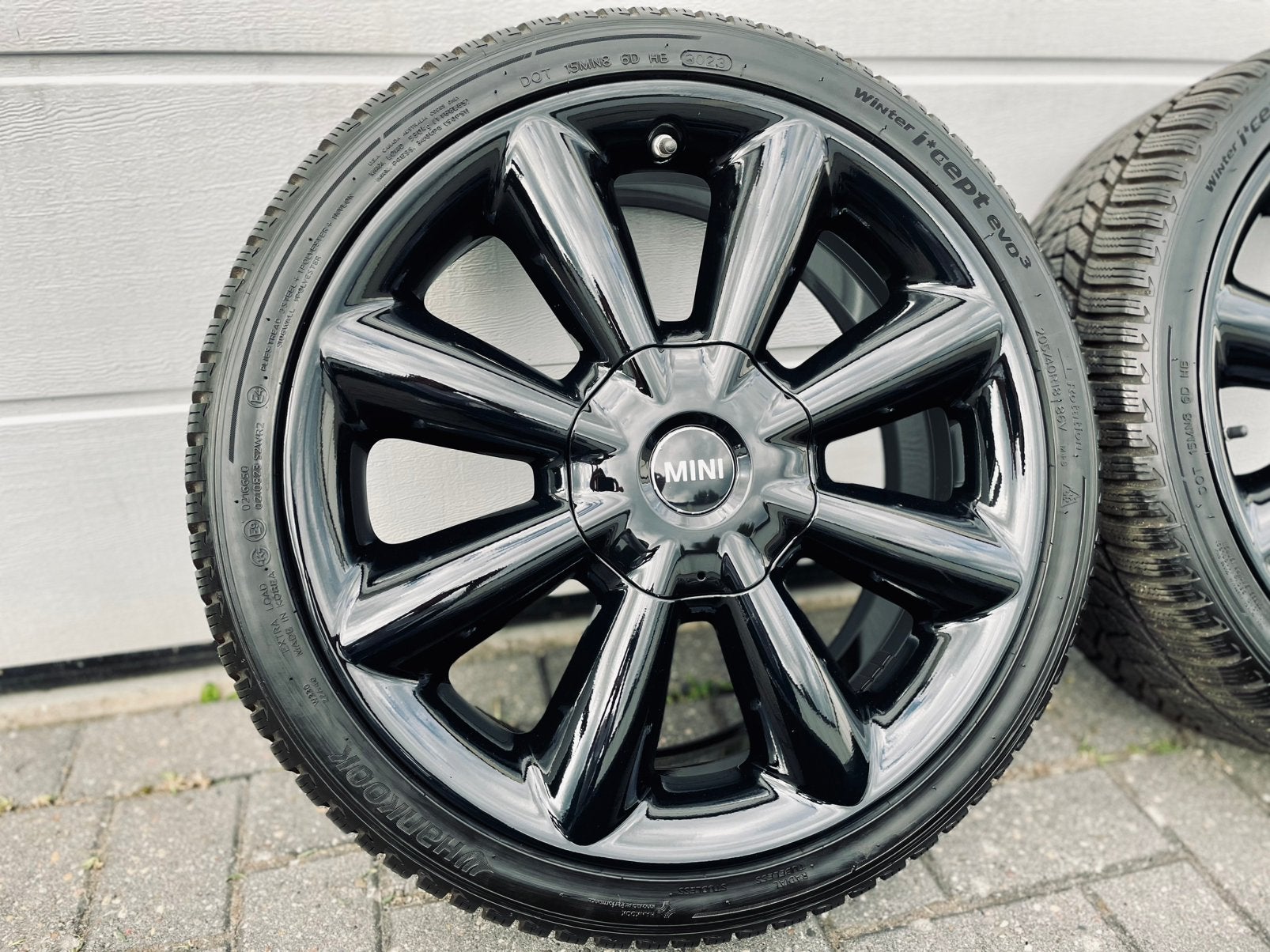 18 Inch Zwarte Originele Mini Cooper Velgen 205/40/18 5x112, 18 inch, Banden en Velgen, 205 mm, Winterbanden
