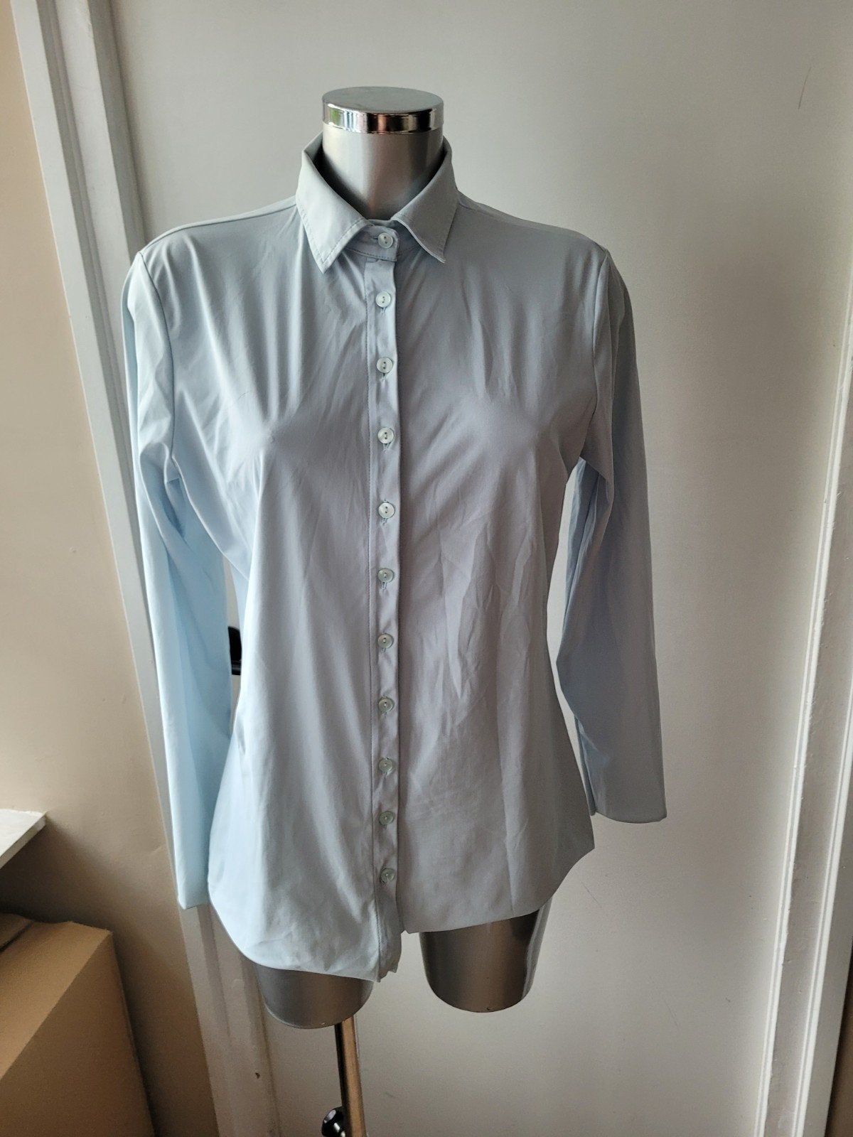 Zgan mooie blauwe Nukus travelstof blouse maat M, Maat 38/40 (M), Blauw, Ophalen of Verzenden, Zo goed als nieuw