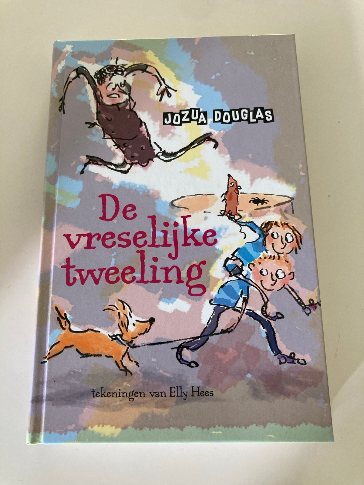 De vreselijke tweeling - Jozua Douglas, Ophalen of Verzenden, Zo goed als nieuw, Fictie algemeen