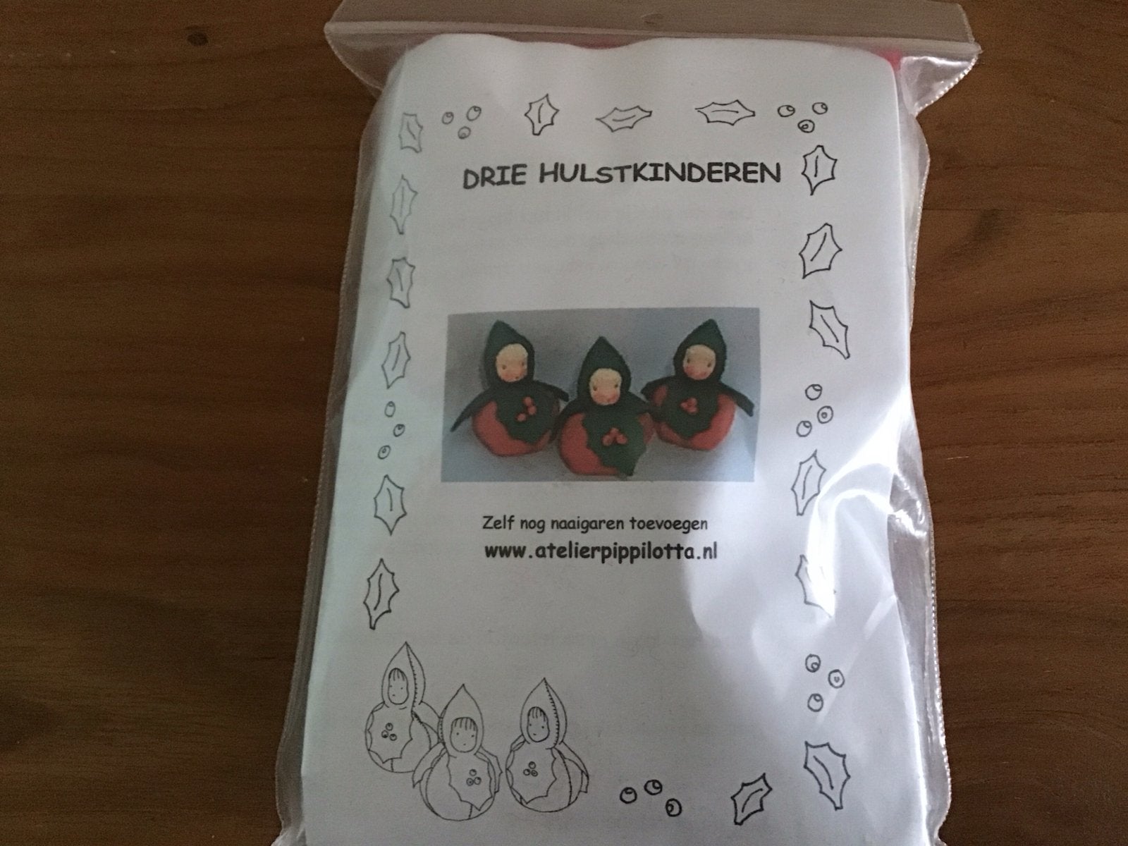 Knutselset Drie Hulstkinderen - Atelier Pippilotta, Ophalen, Textiel, Nieuw, Meerkleurig