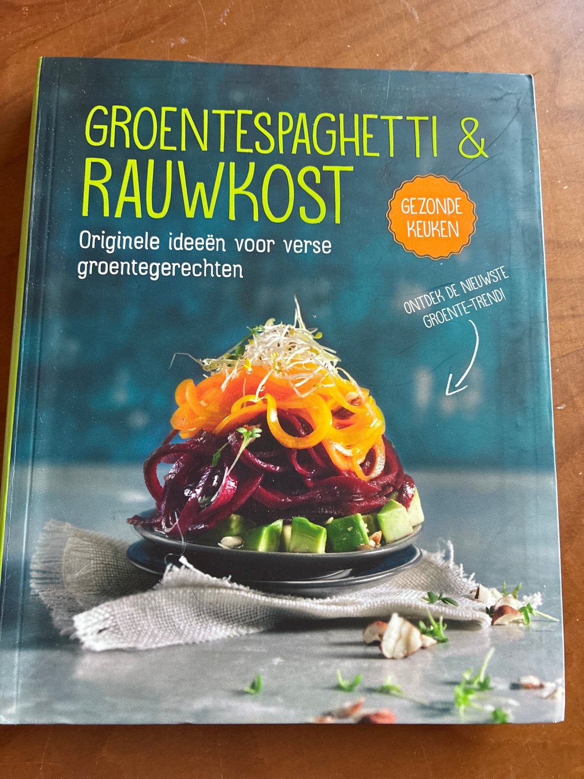 Groentespaghetti & Rauwkost: Gezonde Keuken Kookboek, Boeken, Hoofdgerechten, Ophalen of Verzenden, Zo goed als nieuw, Gezond koken