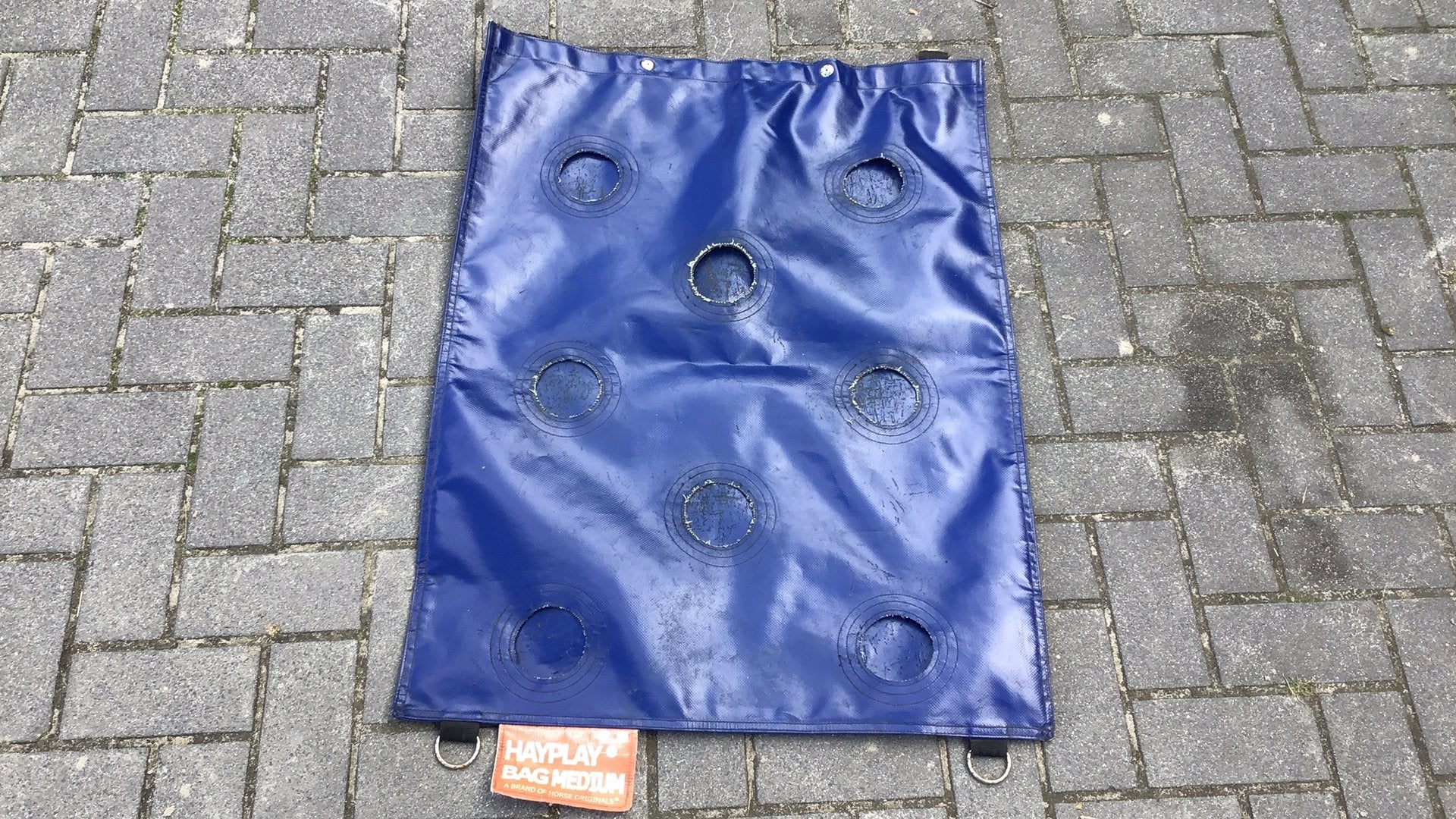HayPlay button bag medium, Dieren en Toebehoren, Paarden en Pony's | Overige Paardenspullen, Ophalen of Verzenden, Gebruikt