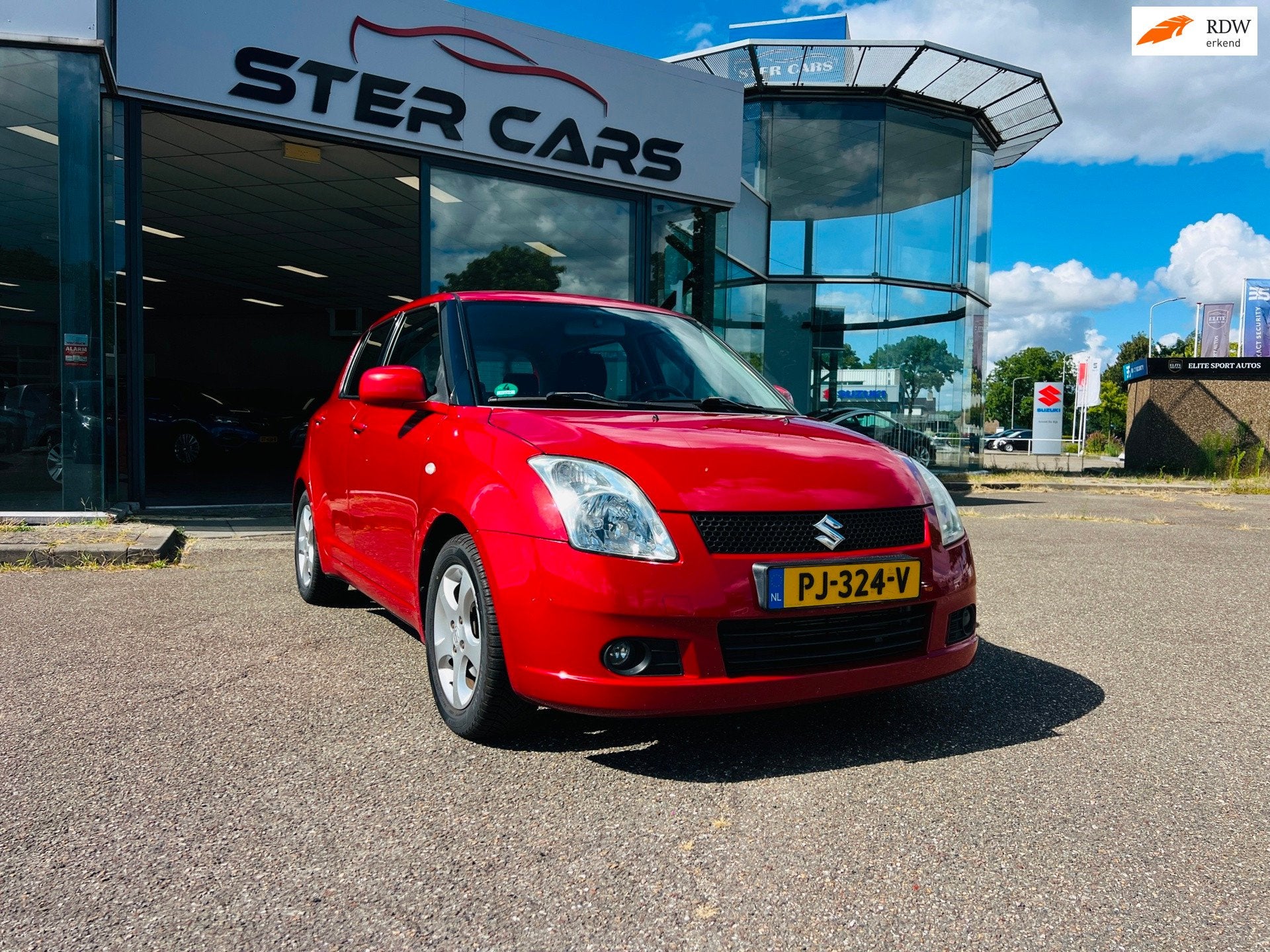 Suzuki Swift 1.3 GA|Airco|Stoelverwarming|5 Deurs|APK, Auto's, Voorwielaandrijving, Dealer onderhouden, 965 kg, 400 kg