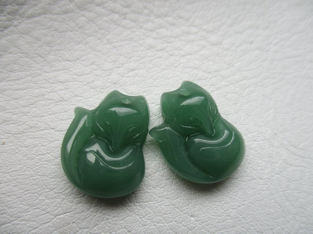 867/ groene tsjechische crystal vosjes hangers, Ophalen of Verzenden, Nieuw, Hanger