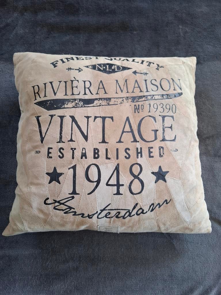 leren kussen van RIVIERA MAISON 50 x 50 cm, Ophalen of Verzenden, Zo goed als nieuw, Beige, Vierkant