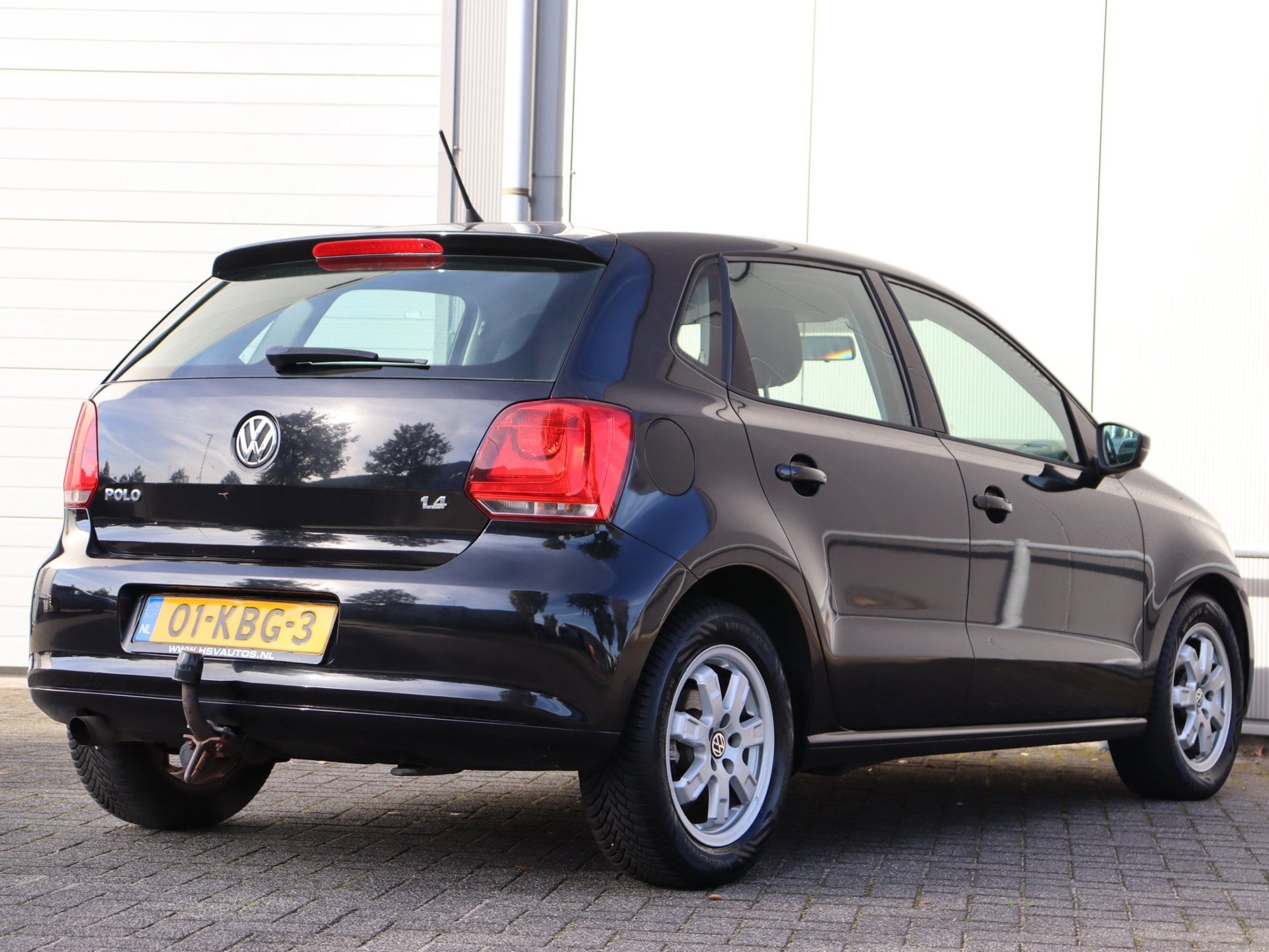 Foto 8 van Volkswagen Polo 1.4-16V Comfortline airco LM 4-deurs