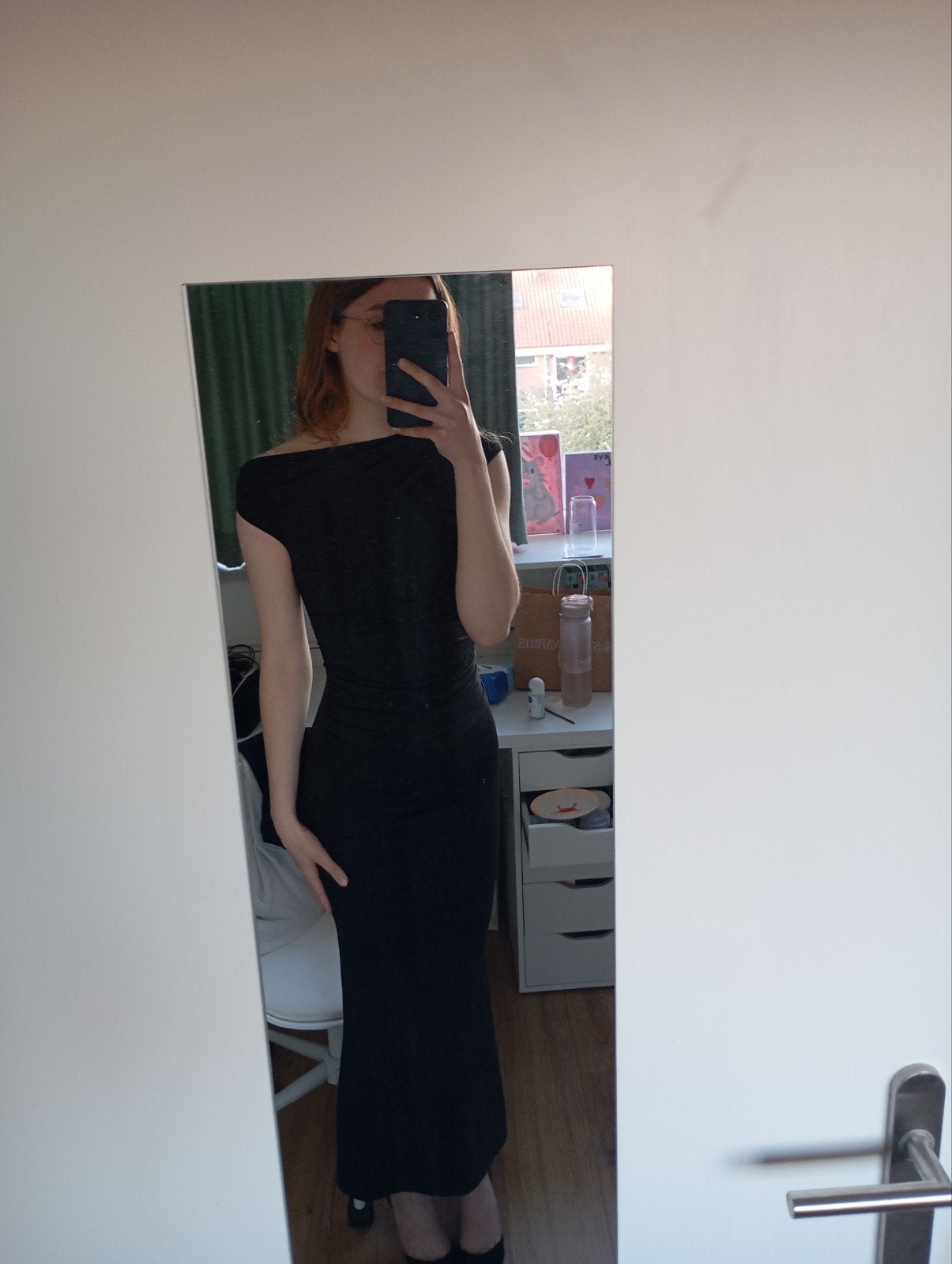 Elegante zwarte avondjurk, Kleding | Dames, Jurken, Zwart, Ophalen of Verzenden, Maat 36 (S), Onder de knie