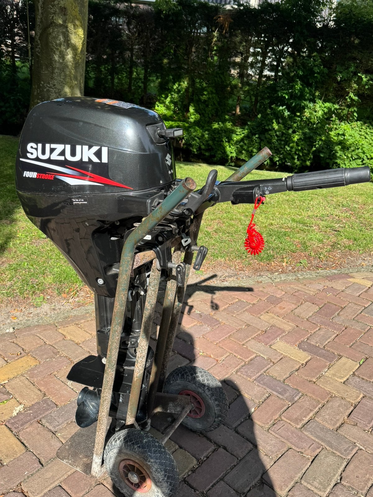 Suzuki 8pk 4takt (nieuwstaat), Watersport en Boten, Buiten- en Binnenboordmotoren, Ophalen, 5 tot 10 pk, Zo goed als nieuw, Buitenboordmotor