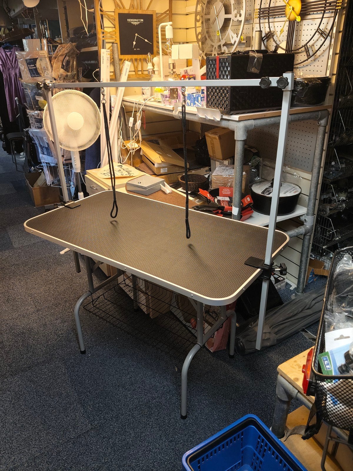 Aangeboden Nieuwe Opvouwbare Grote Honden Trimtafel, Dieren en Toebehoren, Ophalen of Verzenden, Nieuw