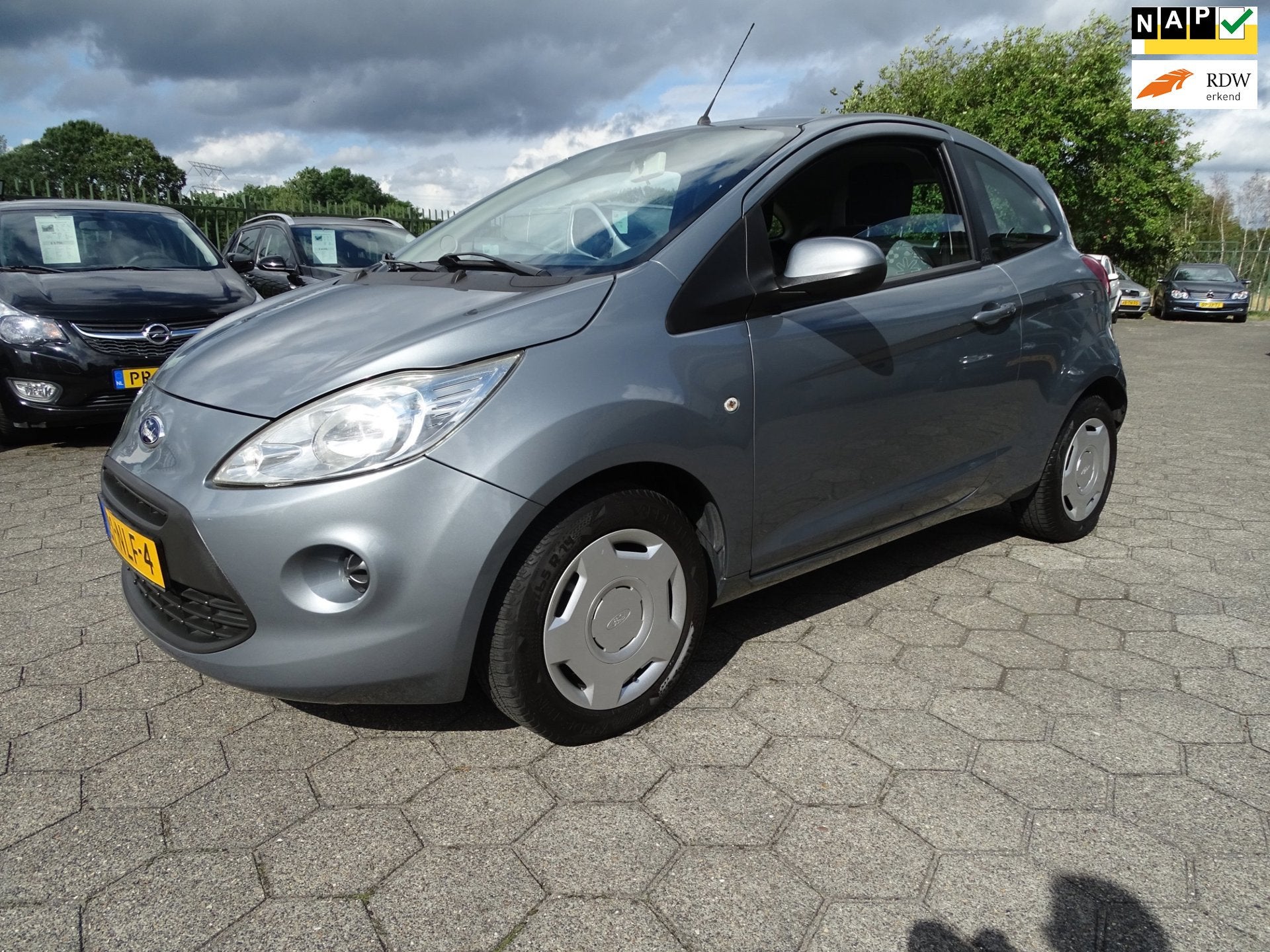 Ford Ka 1.2 Cool&Sound, Auto's, Voorwielaandrijving, Stof, Gebruikt, 4 cilinders