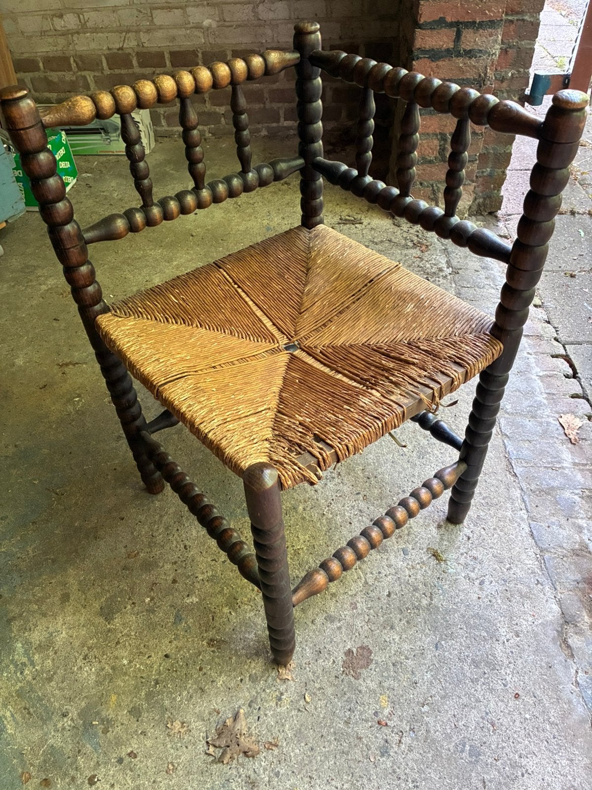 Bobbin stoeltje, Ophalen