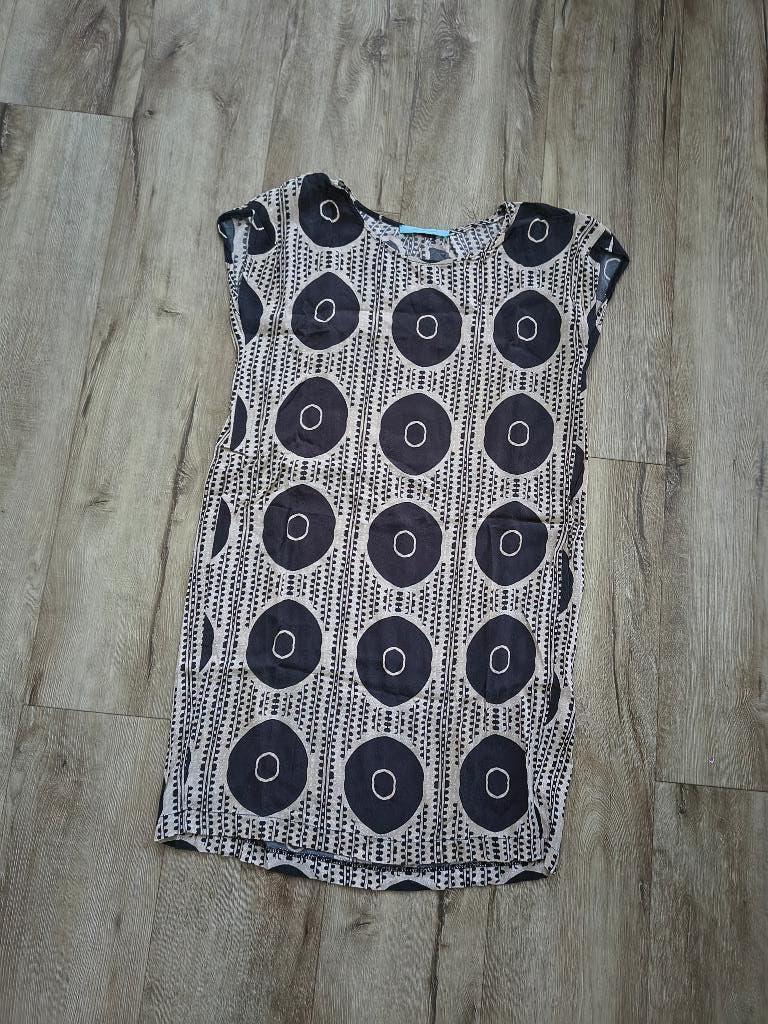 Prachtige zwart witte jurk met mooi design van Sas La Fee, S, Ophalen of Verzenden, Onb, Maat 36 (S), Boven de knie