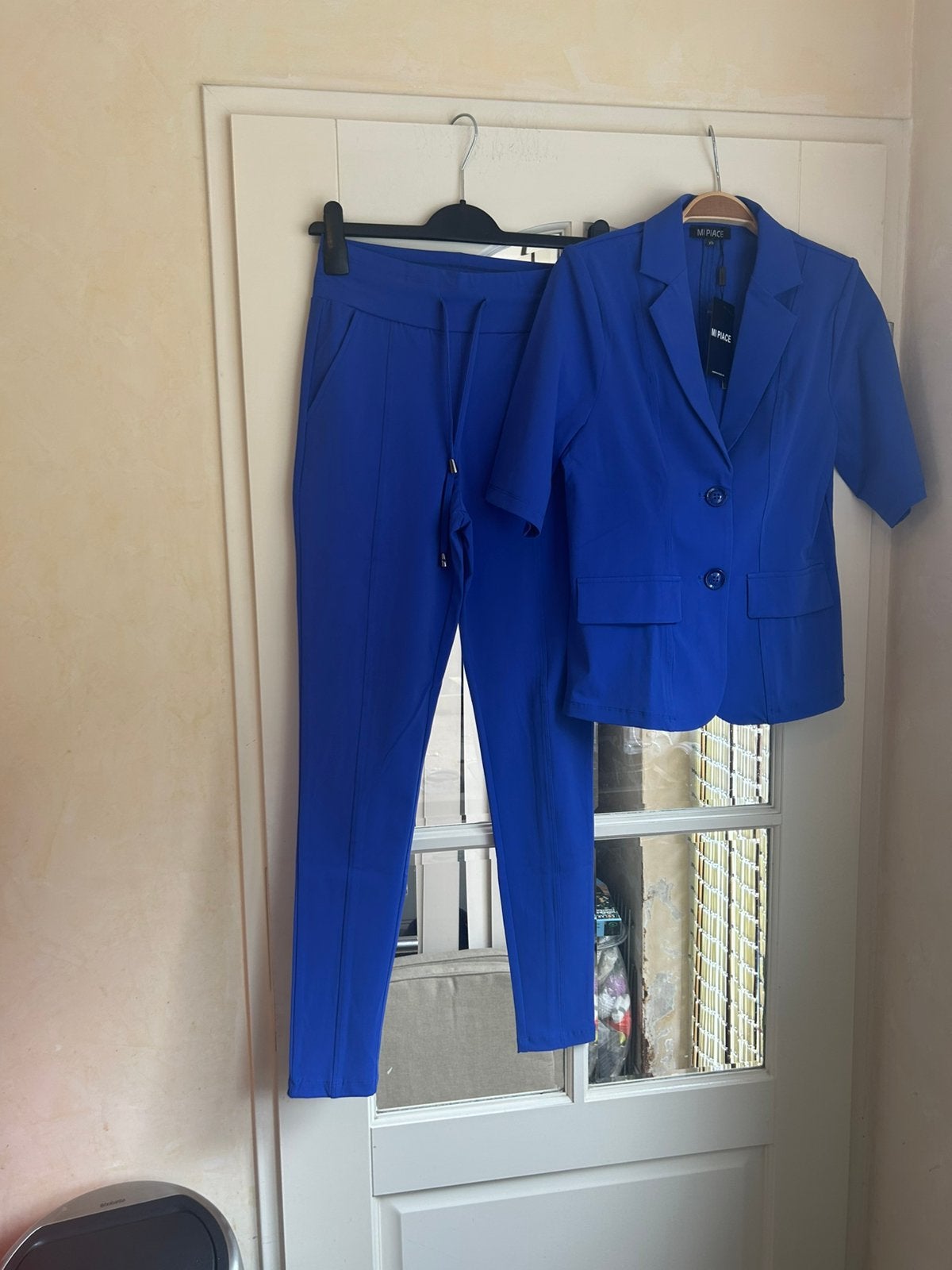 Mi piace set XS cobalt skinny broek en blazer, Kleding | Dames, Broeken en Pantalons, Blauw, Nieuw, Ophalen of Verzenden, Maat 34 (XS) of kleiner