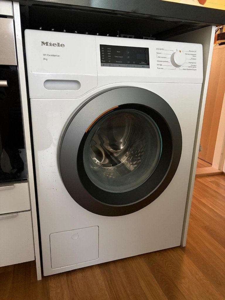 Wasmachine Miele W1 Excellence, Witgoed en Apparatuur, Wasmachines, Ophalen, Zo goed als nieuw, Voorlader, 85 tot 90 cm