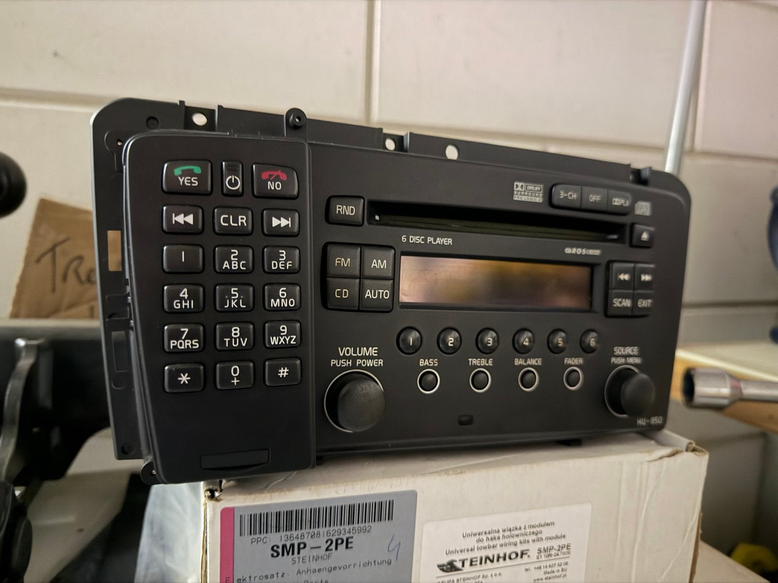 Volvo HU-850 Autoradio met 6-CD Wisselaar, Ophalen of Verzenden, Zo goed als nieuw
