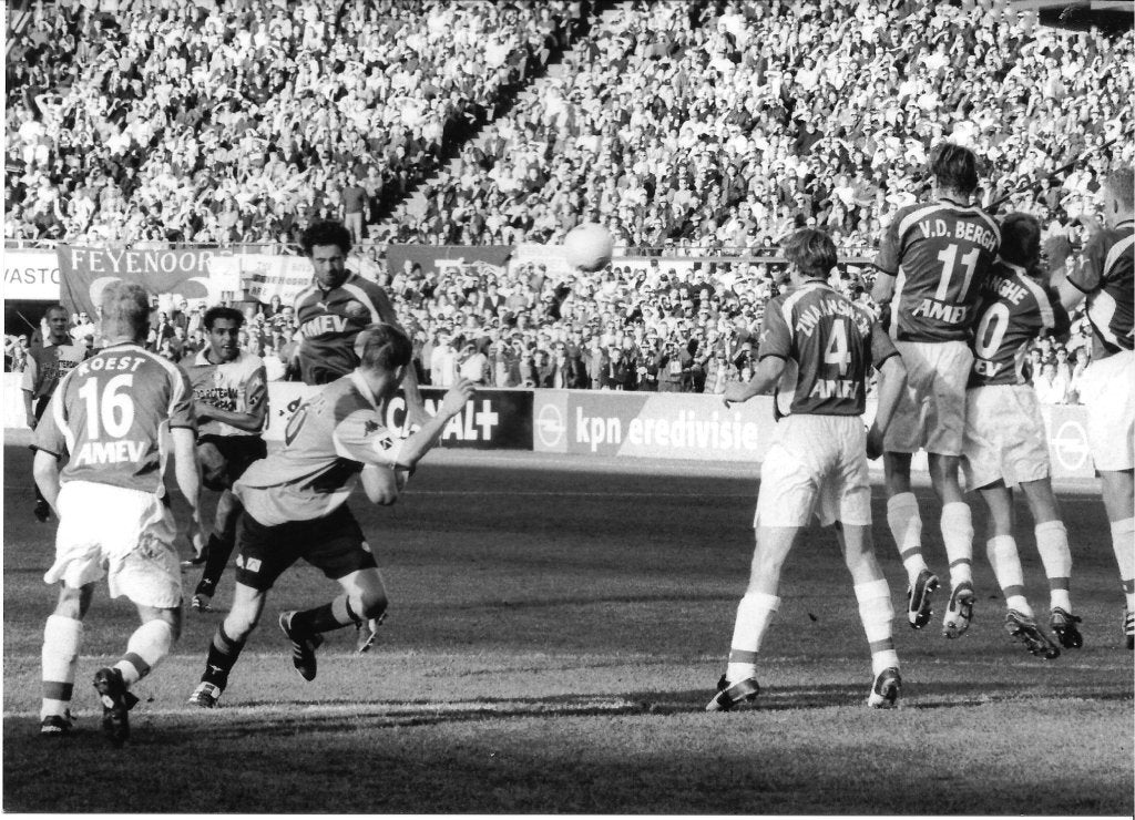 persfoto Piet Bouts 28-10-2001 Feyenoord - FC Utrecht 3x, Verzenden, Zo goed als nieuw, Feyenoord, Poster, Plaatje of Sticker