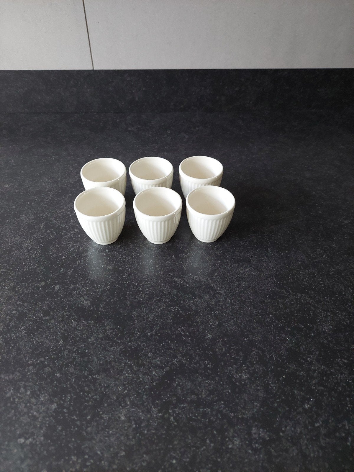 6 Eierhouders Wedgewood Winsor, Ophalen of Verzenden, Zo goed als nieuw, Aardewerk, Overige stijlen