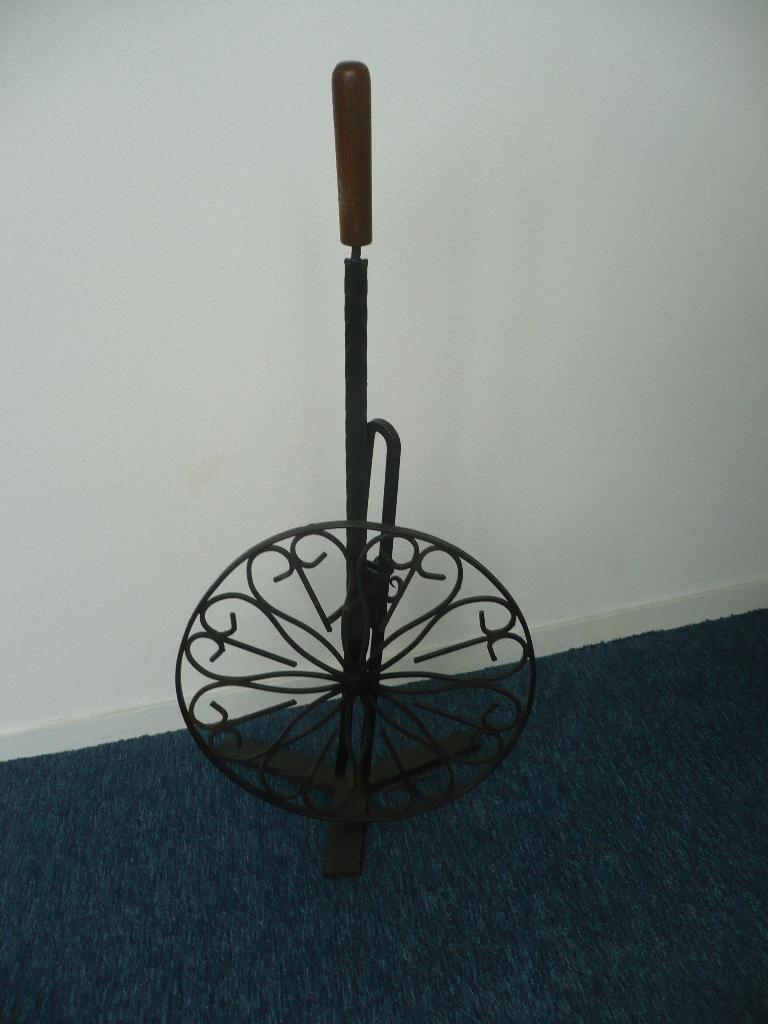 Antiek sier-smeedwerk, Antiek en Kunst, Ophalen