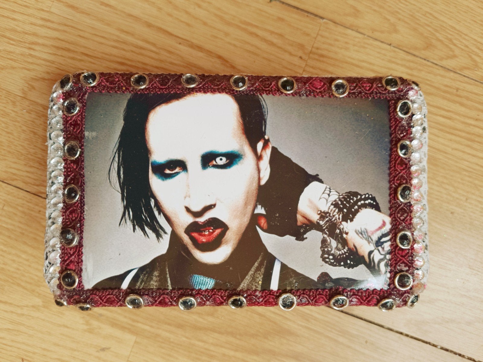 Marilyn Manson, Ophalen of Verzenden