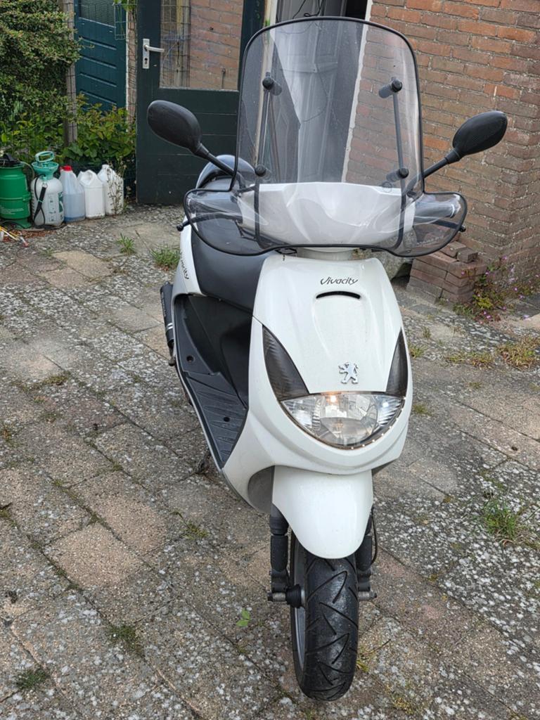 Peugeot Vivacity 100cc 2008 - handverwarming & Malossi Vari, Fietsen en Brommers, Brommers | Peugeot, Ophalen