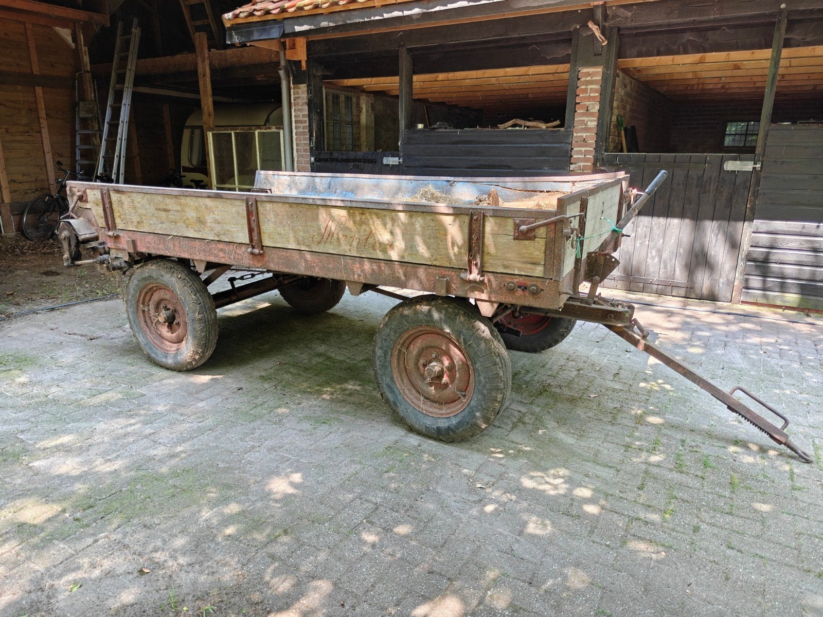 Mentor mestwagen 4 wielen, Zakelijke goederen, Agrarisch | Werktuigen, Veehouderij, Transport, Ophalen