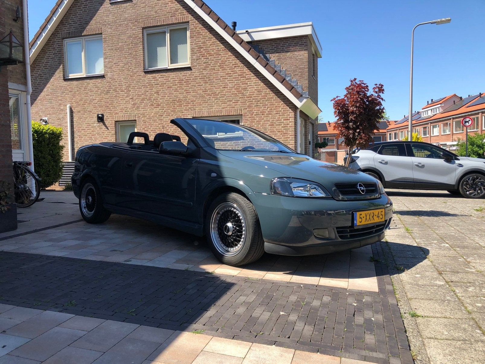 Opel Astra 1.6 16V Cabrio 2002 Grijs, Auto's, Voorwielaandrijving, Zwart, 4 cilinders, Cabriolet