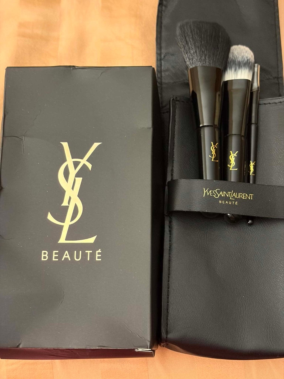 Yves Saint Laurent YSL Beauté Kwastenset + Etui – Nieuw, Verzamelen, Ophalen of Verzenden, Nieuw, Miniatuur