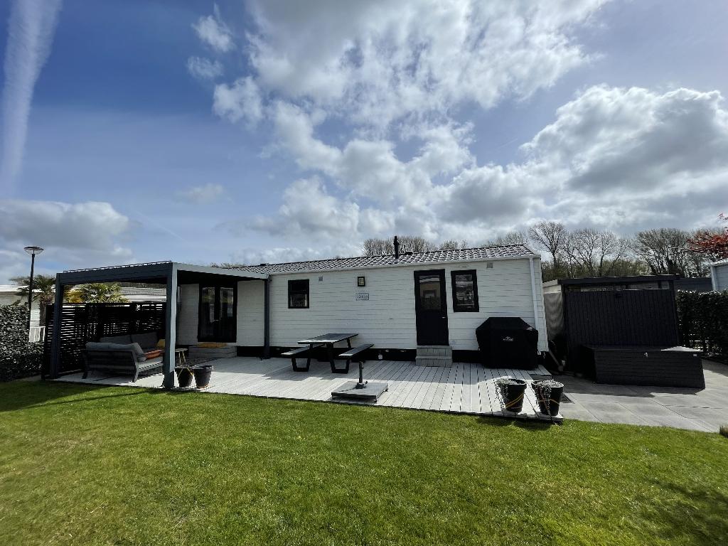 Modern chalet aan zee (Noordwijkerhout) te koop, Aan zee, Recreatiepark, Internet, Chalet, Bungalow of Caravan