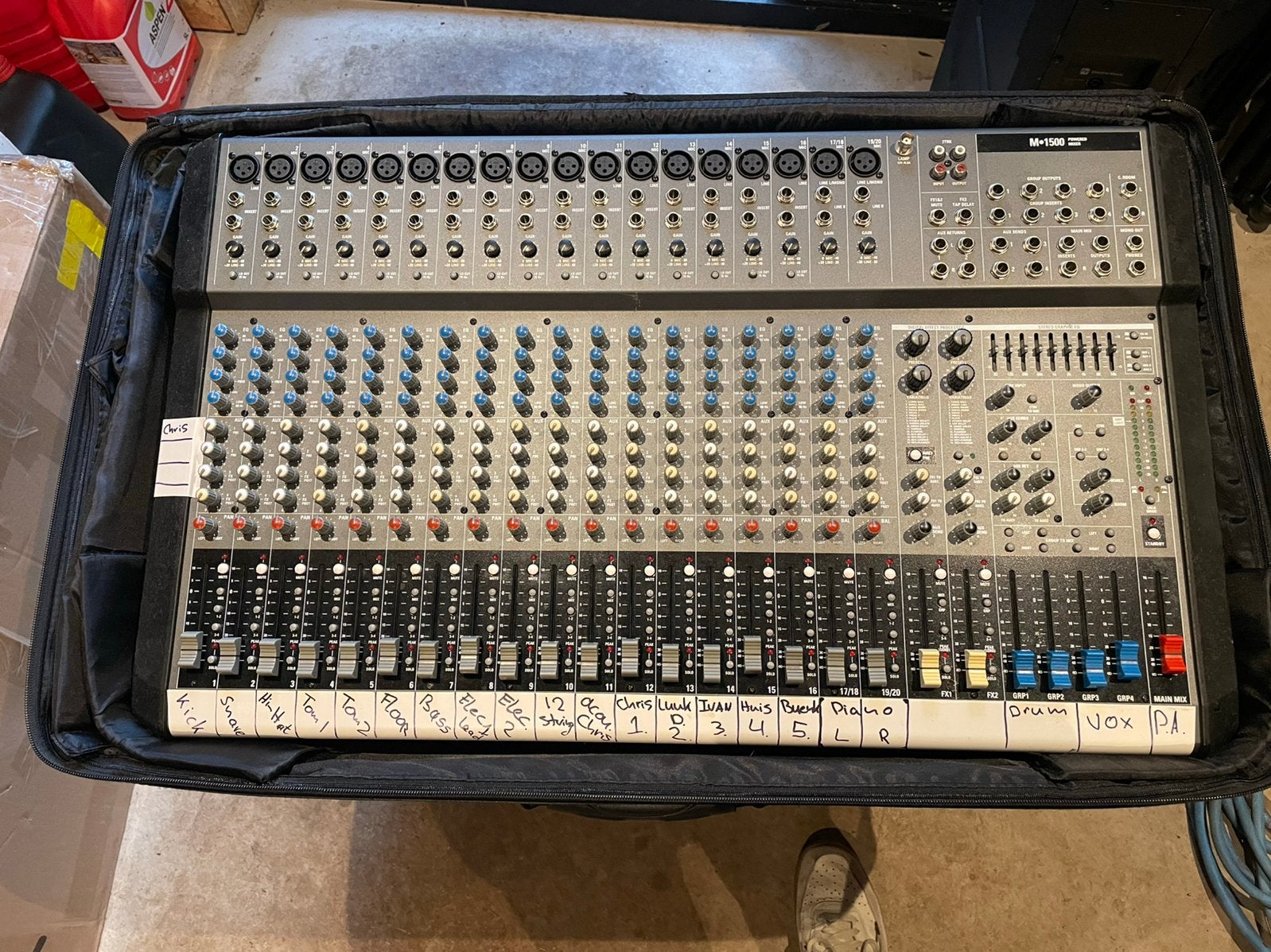 Proel M1500 powerline defecte voeding, Muziek en Instrumenten, Mengpanelen, Ophalen, Gebruikt, 20 kanalen of meer, Microfooningang