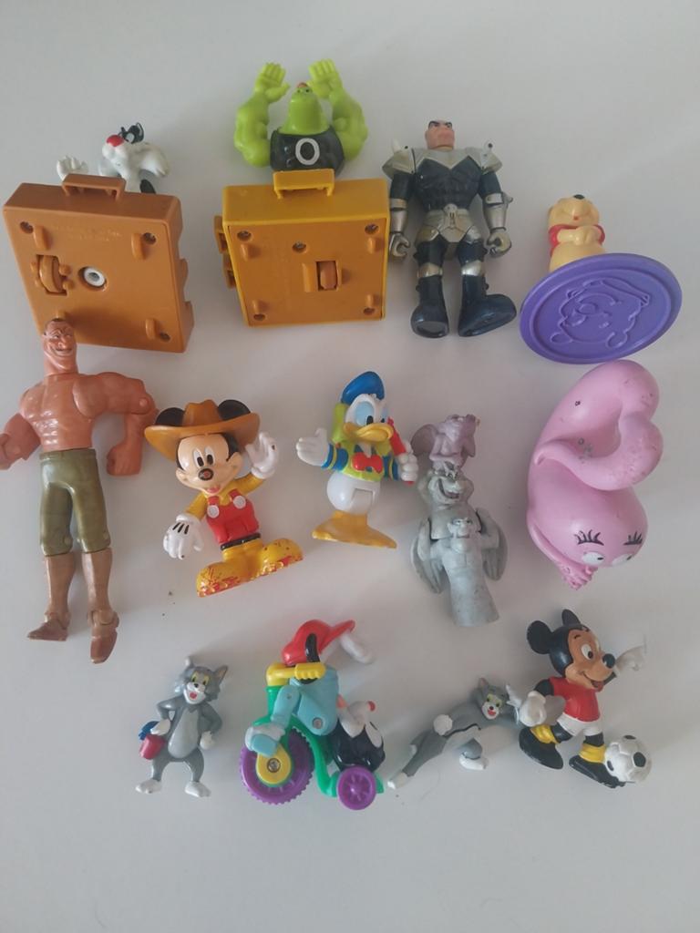Figuur lot n.40, Ophalen of Verzenden, Zo goed als nieuw, Beeldje of Figuurtje