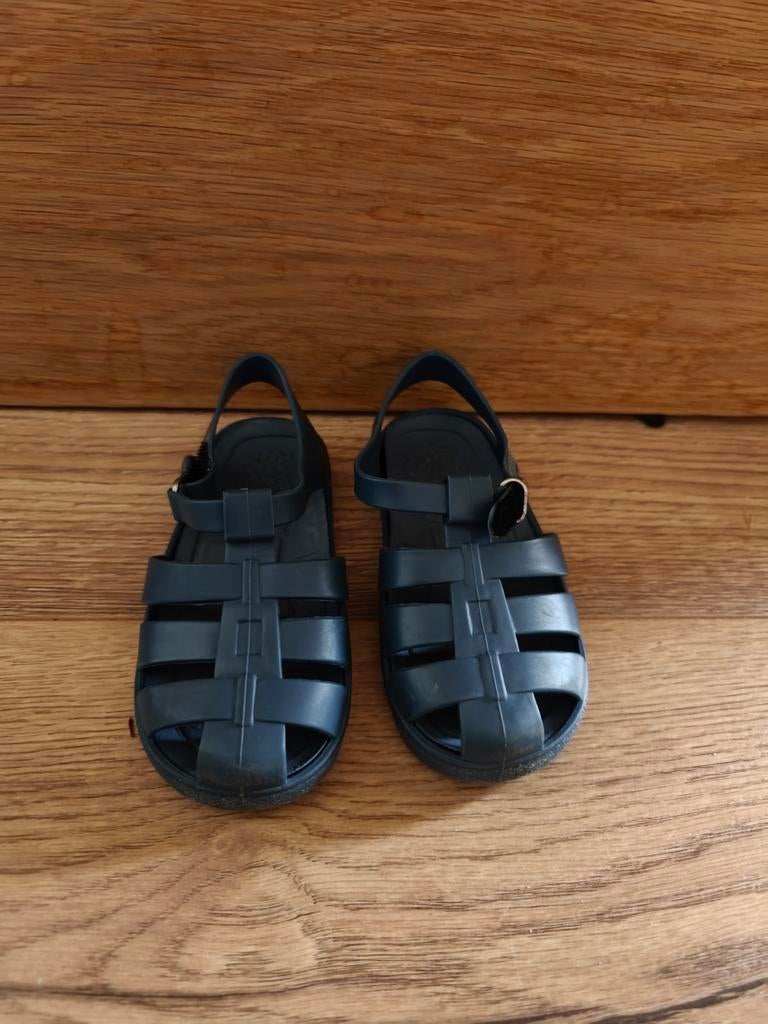 Hema verstelbare waterschoenen maat 24, Kinderen en Baby's, Kinderkleding | Schoenen en Sokken, Gebruikt, Jongen of Meisje, Schoenen