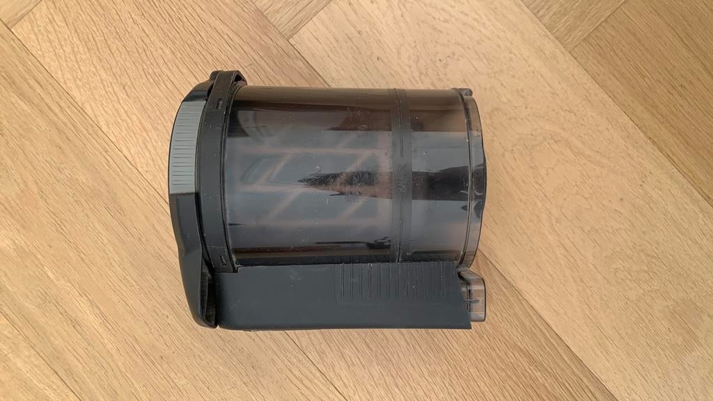 Gezocht :  Miele Triflex HX2 /SEB 435 stofreservoir, Ophalen of Verzenden, Zo goed als nieuw