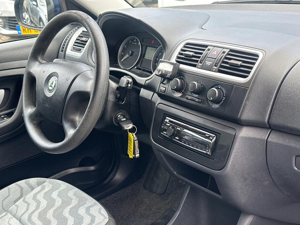 Skoda Fabia Combi 1.4-16V Ambiente Airco | Nieuw apk | Cruis, Voorwielaandrijving, 4 cilinders, Blauw, Startonderbreker
