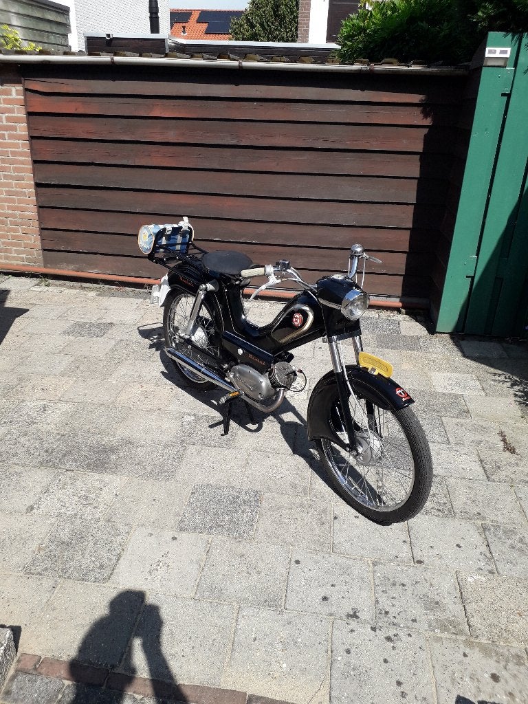 berini m46 met kent. z.g.a.n., Maximaal 45 km/u, 1 versnellingen, Ophalen, 48 cc