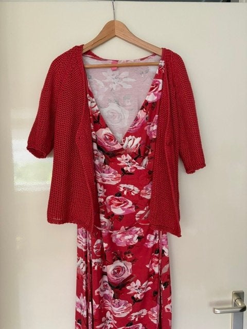 Jurk en bijbehorend vestje Kyra & Co, Kleding | Dames, Kyra & Co, Maat 42/44 (L), Zo goed als nieuw, Knielengte